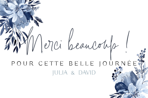 Carte de remerciement avec des fleurs bleues romantiques