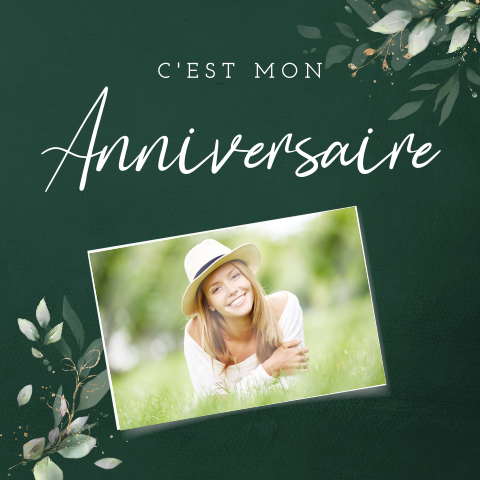 Carte d'invitation botanique élégante avec photo sur fond vert foncé