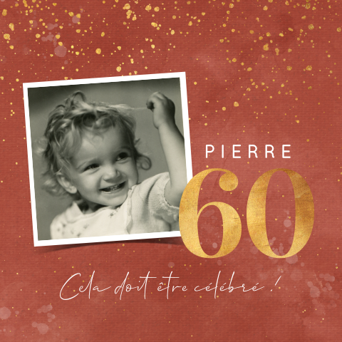 Carte d'invitation élégante pour les 60 ans avec photo sur fond rouge