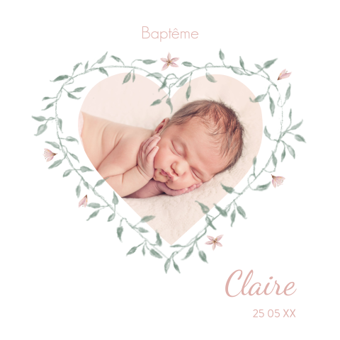 Faire-part de baptême doux avec photo dans un cœur de fleurs