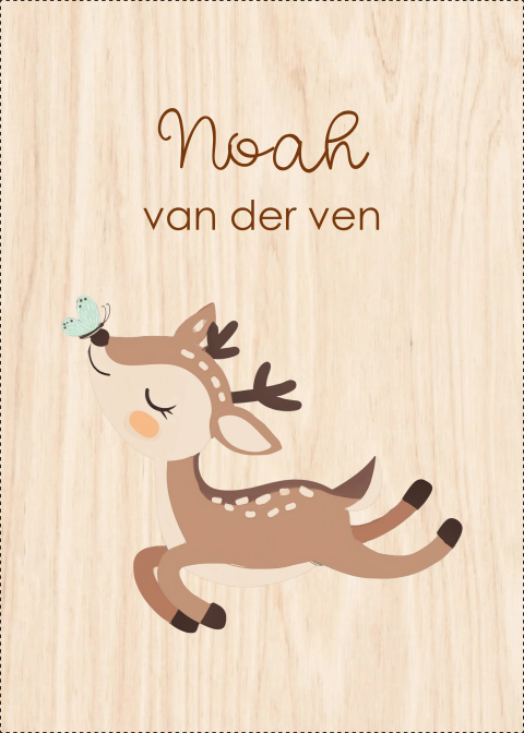 Houten babyboek met naam en lief hertje