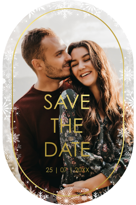 Save the Date kerstkaart ovaal foto sneeuwvlokken goudfolie