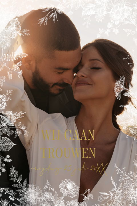 Trouwkaart met foto bloemen goudfolie