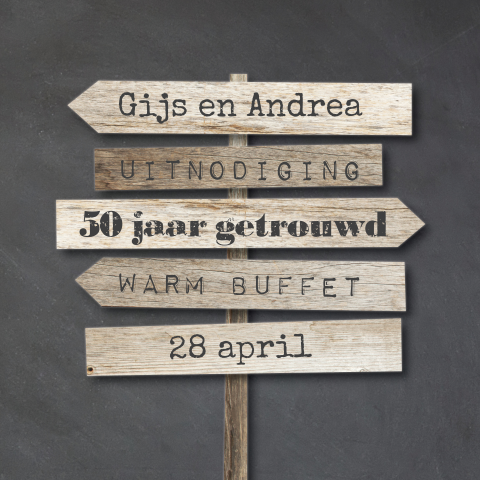 50 jaar getrouwd kaart hout pijlen en krijtbord look