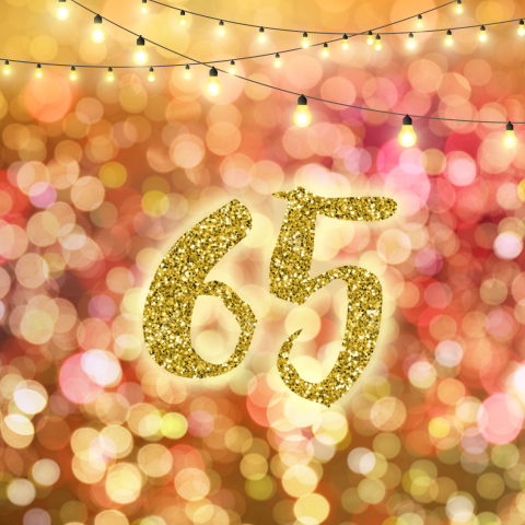 Uitnodiging 65 jaar verjaardag kleurrijk in roze en goud