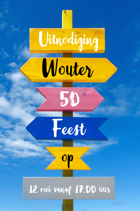 50 jaar Uitnodiging fleurige houten wegwijzer blauwe lucht
