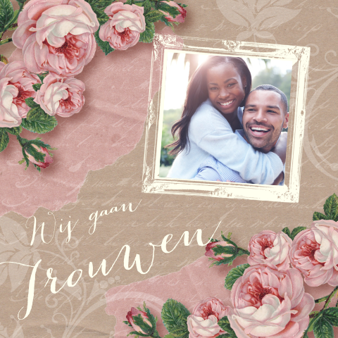 Trouwkaart vintage look met rozen en foto