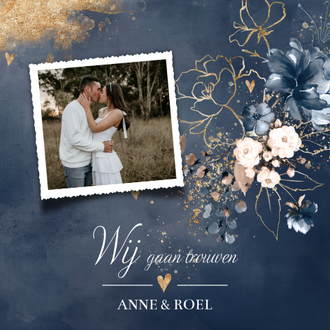 Trouwkaart mooie bloemen blauw met foto 
