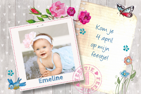 Uitnodigingskaartje kinderfeestje meisje met roze hout en foto