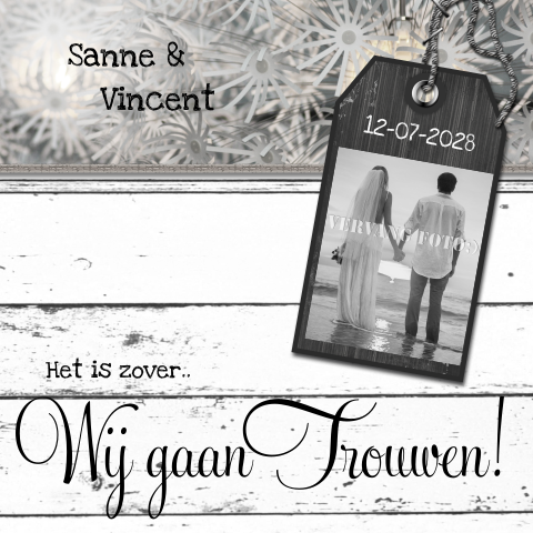 Retro look huwelijkskaart met label en bloemen