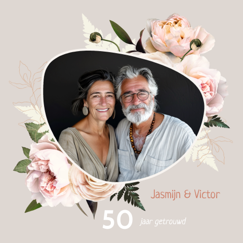 Jubileum Uitnodiging 50 jaar met roze rozen en eigen foto