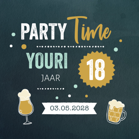 Uitnodiging 18e verjaardag man met bier en confetti foto binnenkant