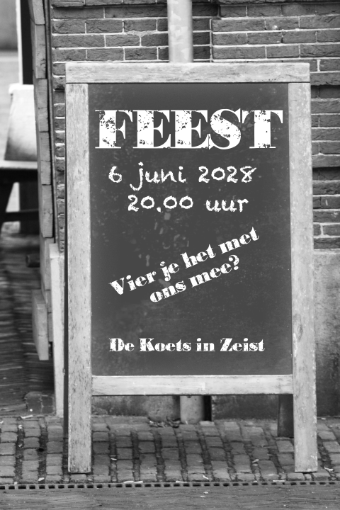 Uitnodiging voor een feest op een krijtbord