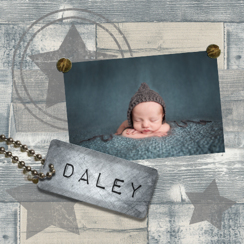 Stoere geboortekaart jongen met foto hout en label