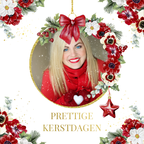 Kerstkaart met ruimte foto en rode anemonen