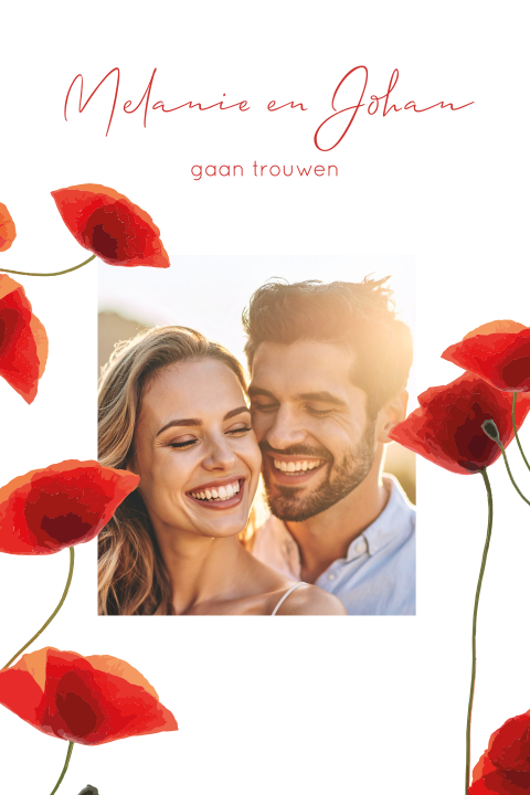 Trouwkaart met eigen foto en rode klaprozen