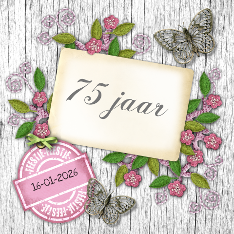 Uitnodiging 75 jaar met roze bloemen vlinders en label