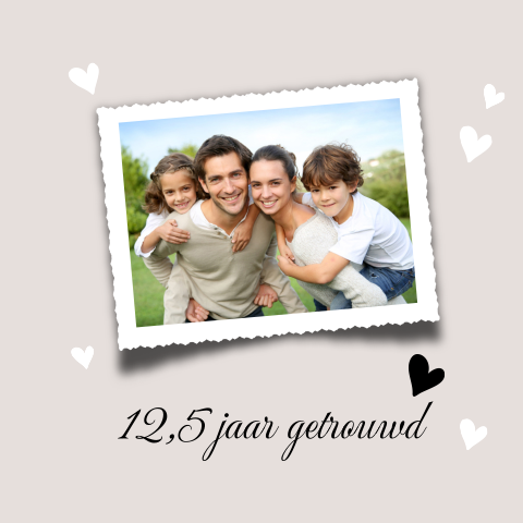 12,5 jaar getrouwd uitnodiging met oud roze tint en hartjes