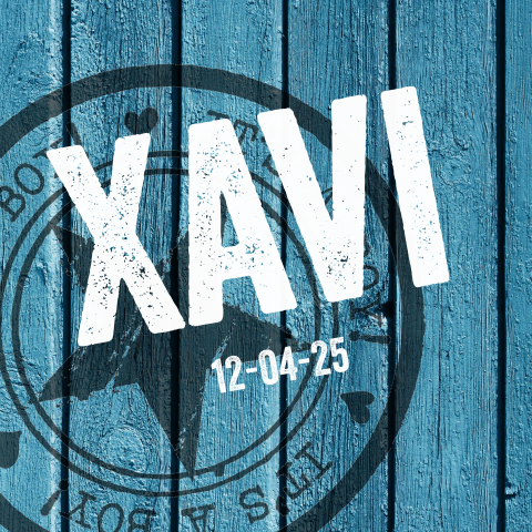 Stoere geboortekaartjes Azuur blauw hout