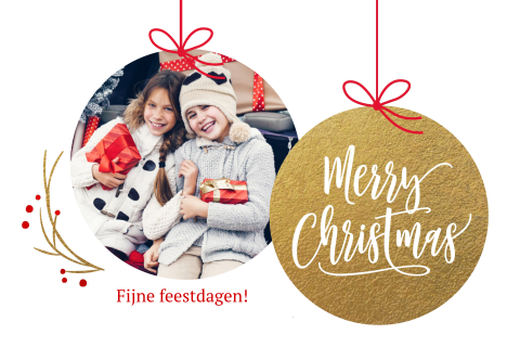 Mooie kerstkaart met foto kerstbal wit goud