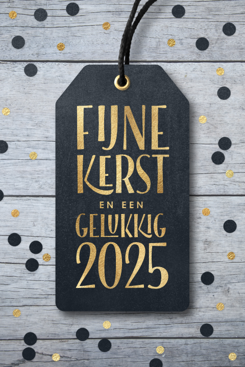 Kerstkaart met jaartal 2025 nieuwjaar label hout