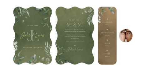 Trouwkaart pocketfold in botanische stijl met golvende randen