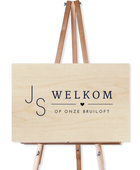 Welkomstbord van hout voor bruiloft met jullie initialen
