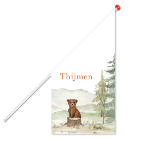 Geboortevlag met beertje in het bos