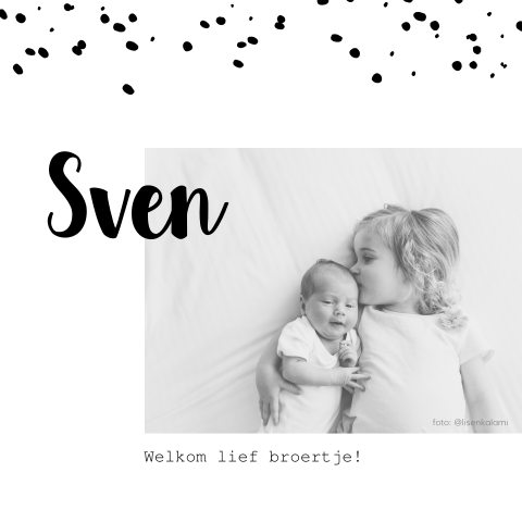 Stoer geboortekaartje met newborn foto