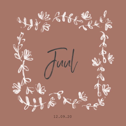 Lief geboortekaartje voor een meisje met bloemen