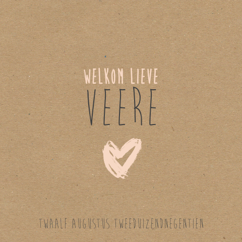 Lief geboortekaartje met kraft achtergrond