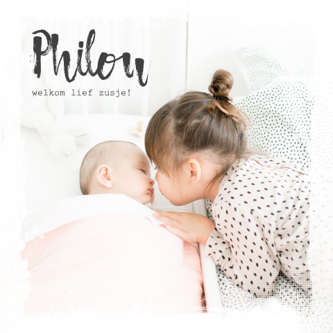 Lief geboortekaartje met lieve foto voor een zusje