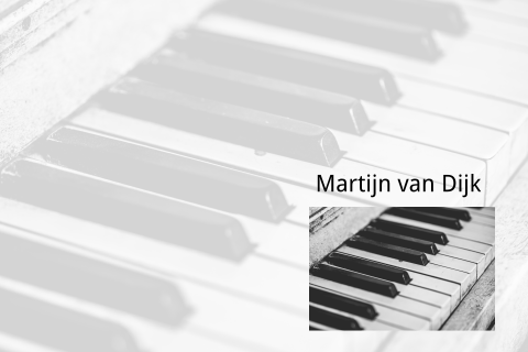 Moderne bedankkaart liggend met foto van piano