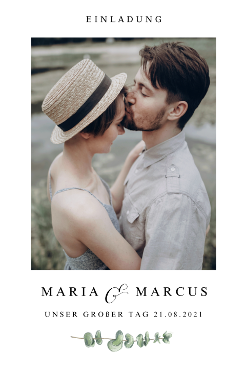 Elegante Hochzeitseinladung mit einem Eukalyptuszweig und Ihrem Foto
