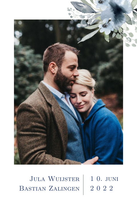 Hochzeitseinladung mit blauen Blüten und Ihrem Foto