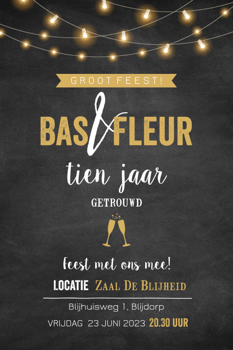 Uitnodigingskaart 10 jaar getrouwd met krijtbord en lampjes