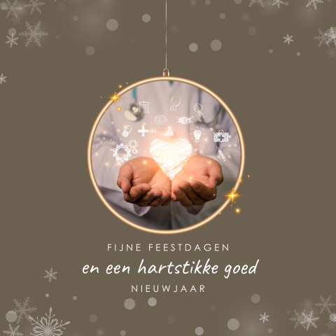 Feestelijke zakelijke kerstkaart voor de zorg met kerstbal en foto