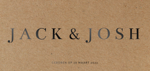 Strak tweeling jongenskaartje met zwartfolie en kartonlook