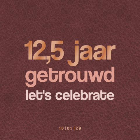 Hoogglans jubileumkaart 12,5 jaar getrouwd met lederlook achtergrond