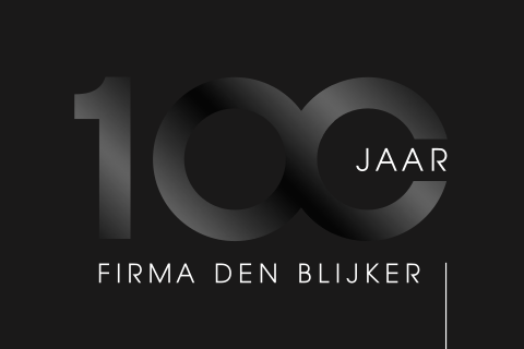 Luxe uitnodiging zakelijk jubileum 100 jaar met zwartfolie