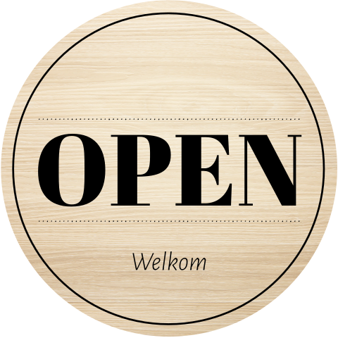 Ronde zakelijke uitnodiging voor een opening in houtlook