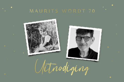 Feestelijke groene verjaardagsuitnodiging met twee foto's en goudfolie
