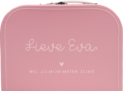 Eenvoudig roze koffertje met een lichtroze tekst en hartje