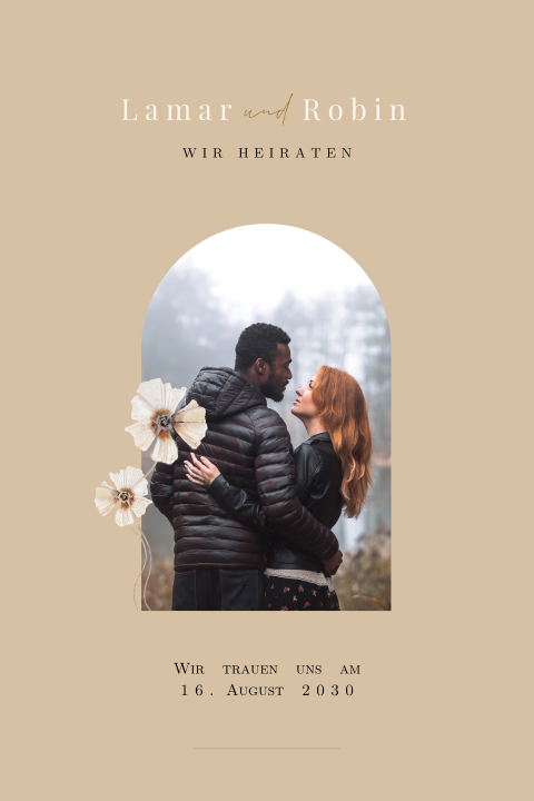 Beige Hochzeitseinladung mit Foto in Halbbogenform
