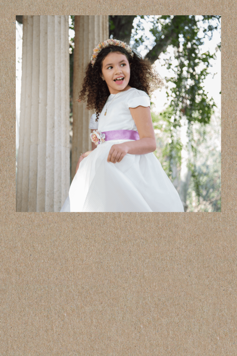 Kraftpapier-Look Kommunionseinladung mit Foto im Hochformat