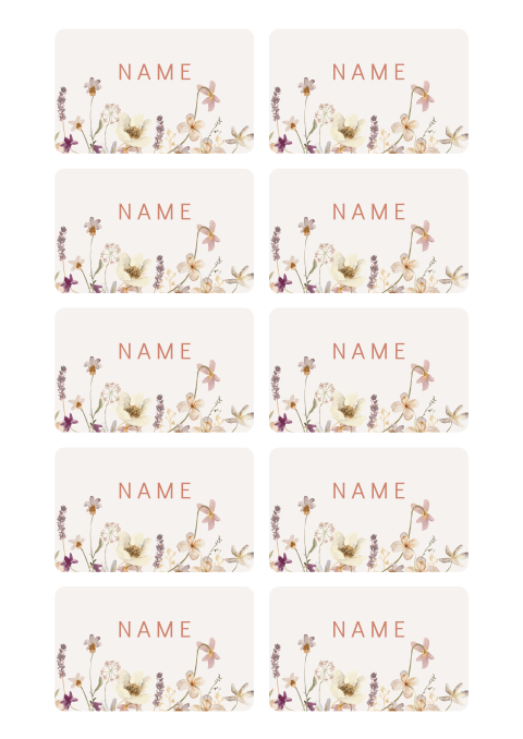 Namenskarten mit Trockenblumen 