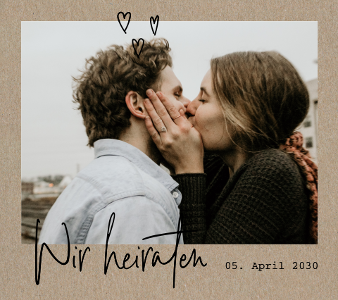 Kraftlookkarte im Polaroid-Look mit eigenem Foto und Herzen