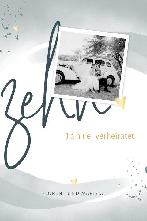 10-jähriges Jubiläum mit Polaroid, goldene Herzen und Aquarellfarbe