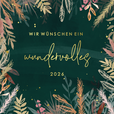 Malerische Neujahrskarte mit Zweigen und Goldklecksen