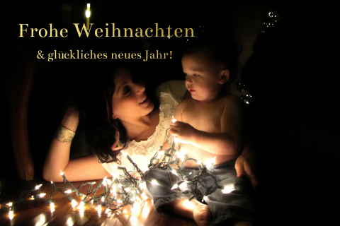 Stimmungsvolle Weihnachtskarte mit Goldfolie und großem Foto